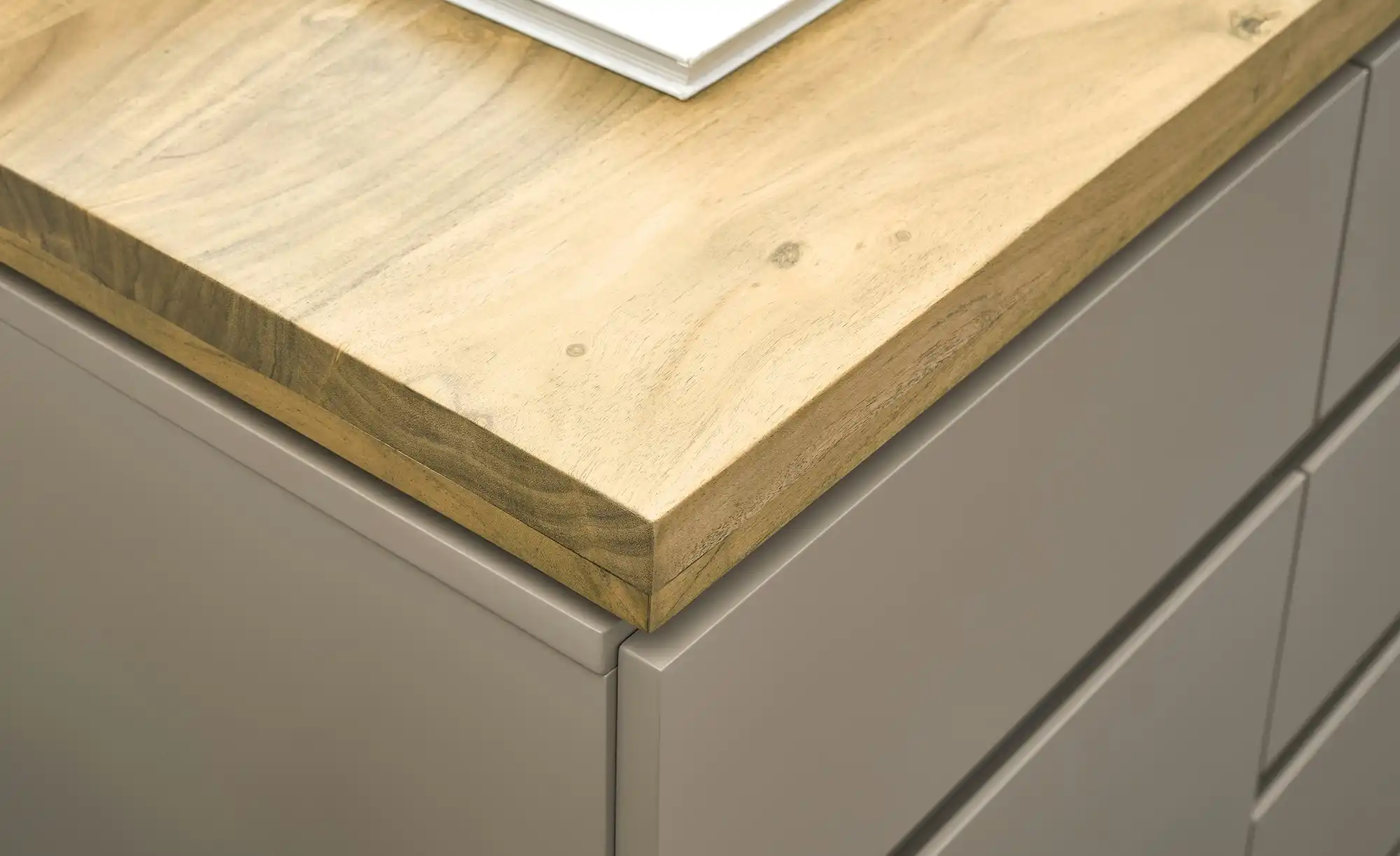 Sideboard Brohl