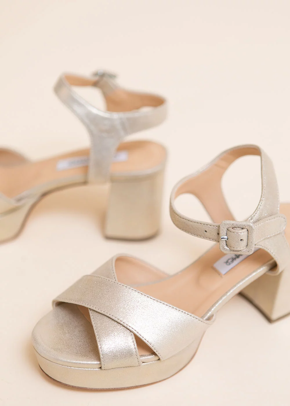 SANDALE PLATEAU CUIR PLATINE
