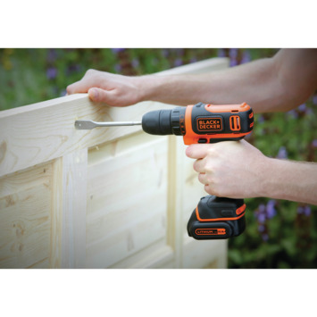 BLACK+DECKER accuboormachine 10,8 V Li-ion BDCDD12