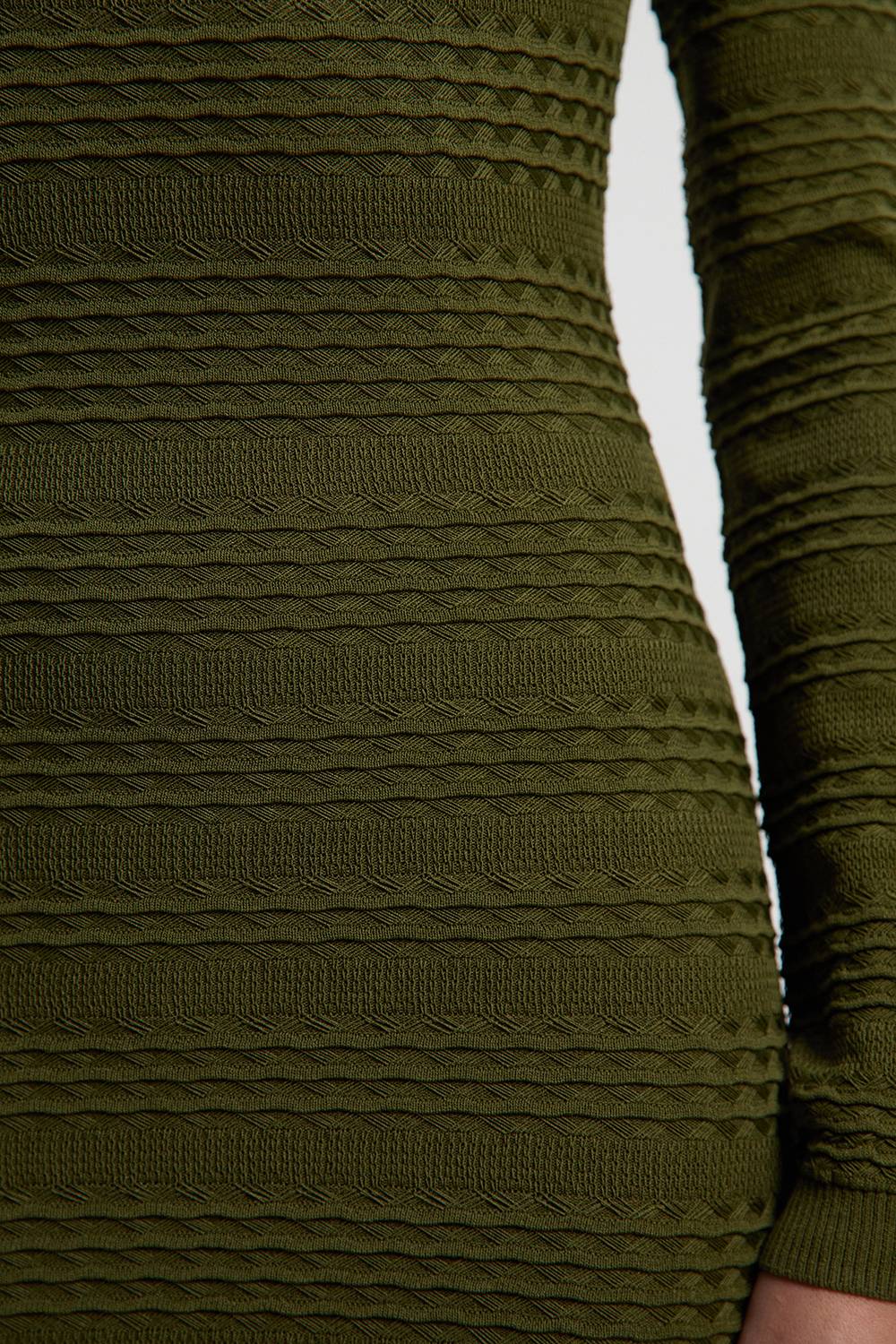 KarenMillen Robe Mi-Longue en Maille à Détails Point Ajouré et Panneaux Transparents