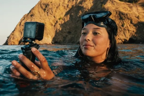 GoPro® | HERO11 Black - Action-kamera - 27 MP - 5.3K / 60 fps - 27 MP - trådløst netværk - undervands op til 10 m - sort