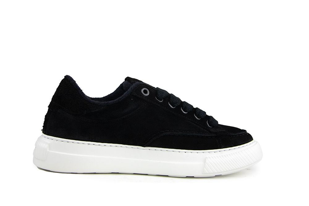Nubikk Caldera Tora Black Suède