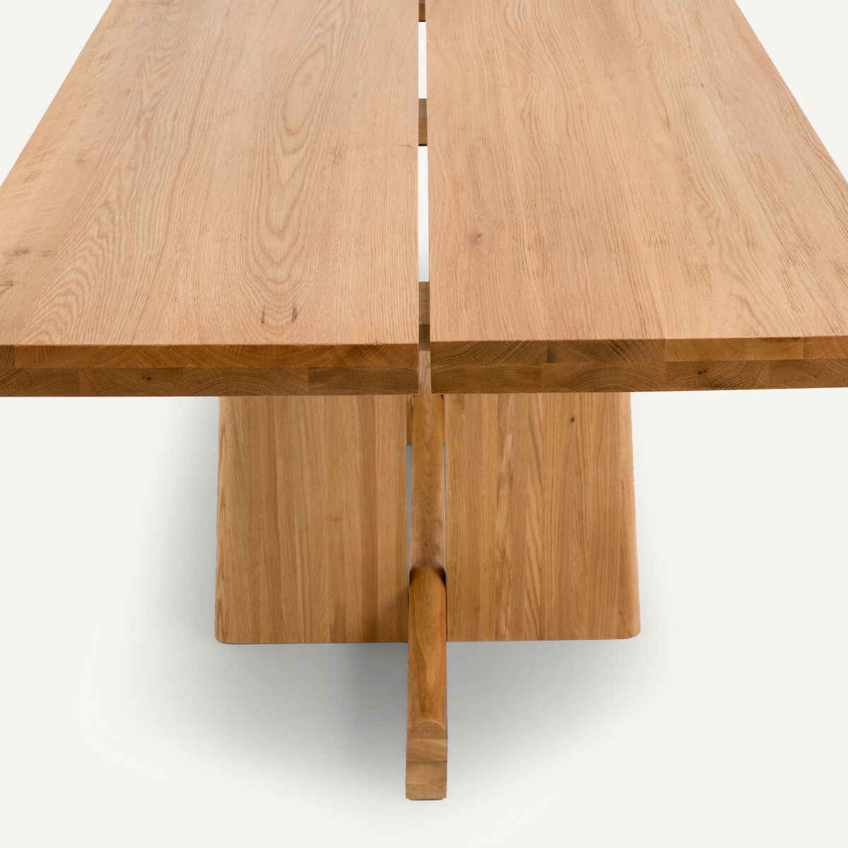 AM.PM<br>Mesa de jantar com folheado e carvalho maciço jateado, Boecy