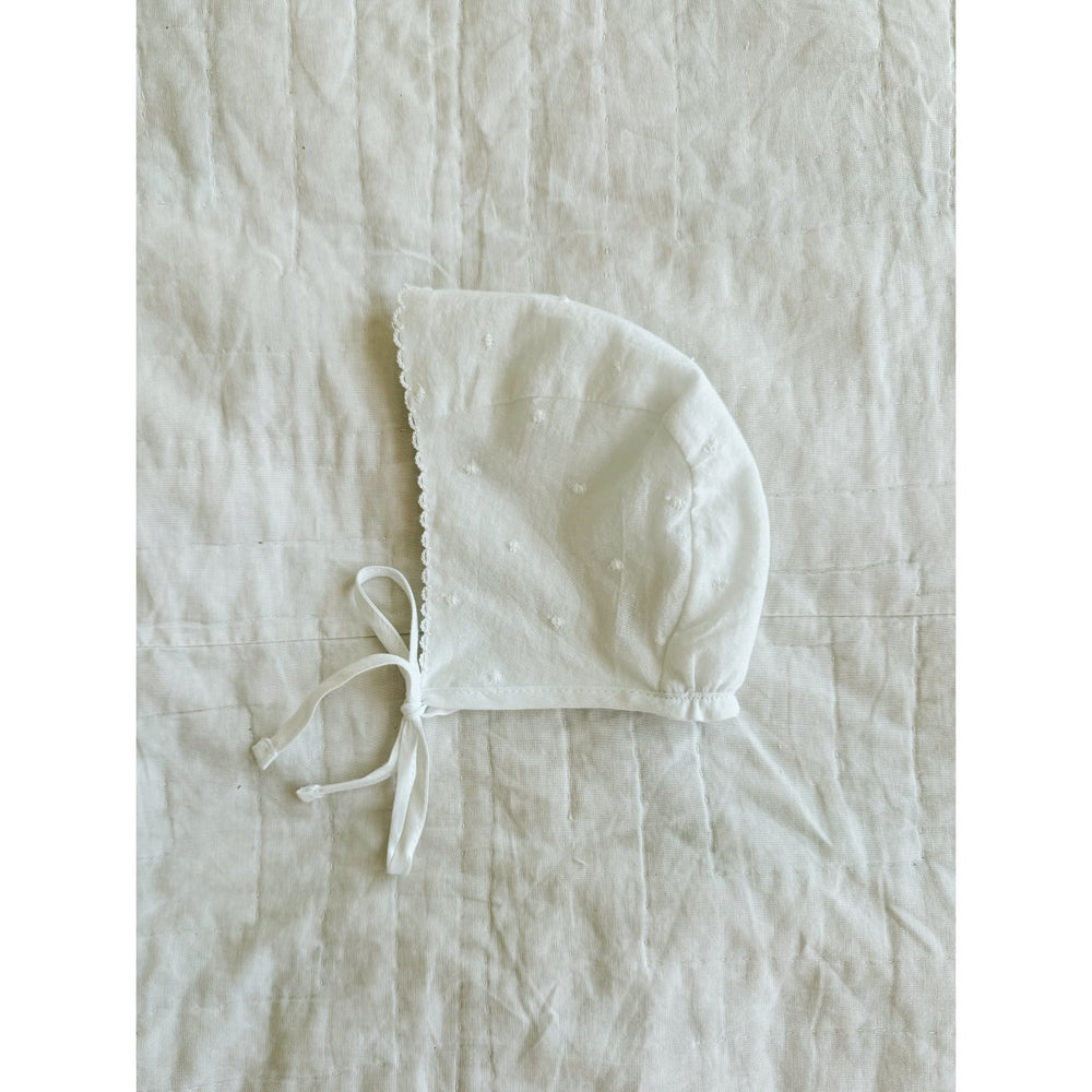 Køb Lalaby Linn Bonnet - White Dot