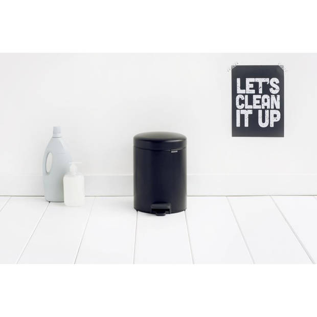 Brabantia newIcon pedaalemmer 5 liter met kunststof binnenemmer - Matt Black
