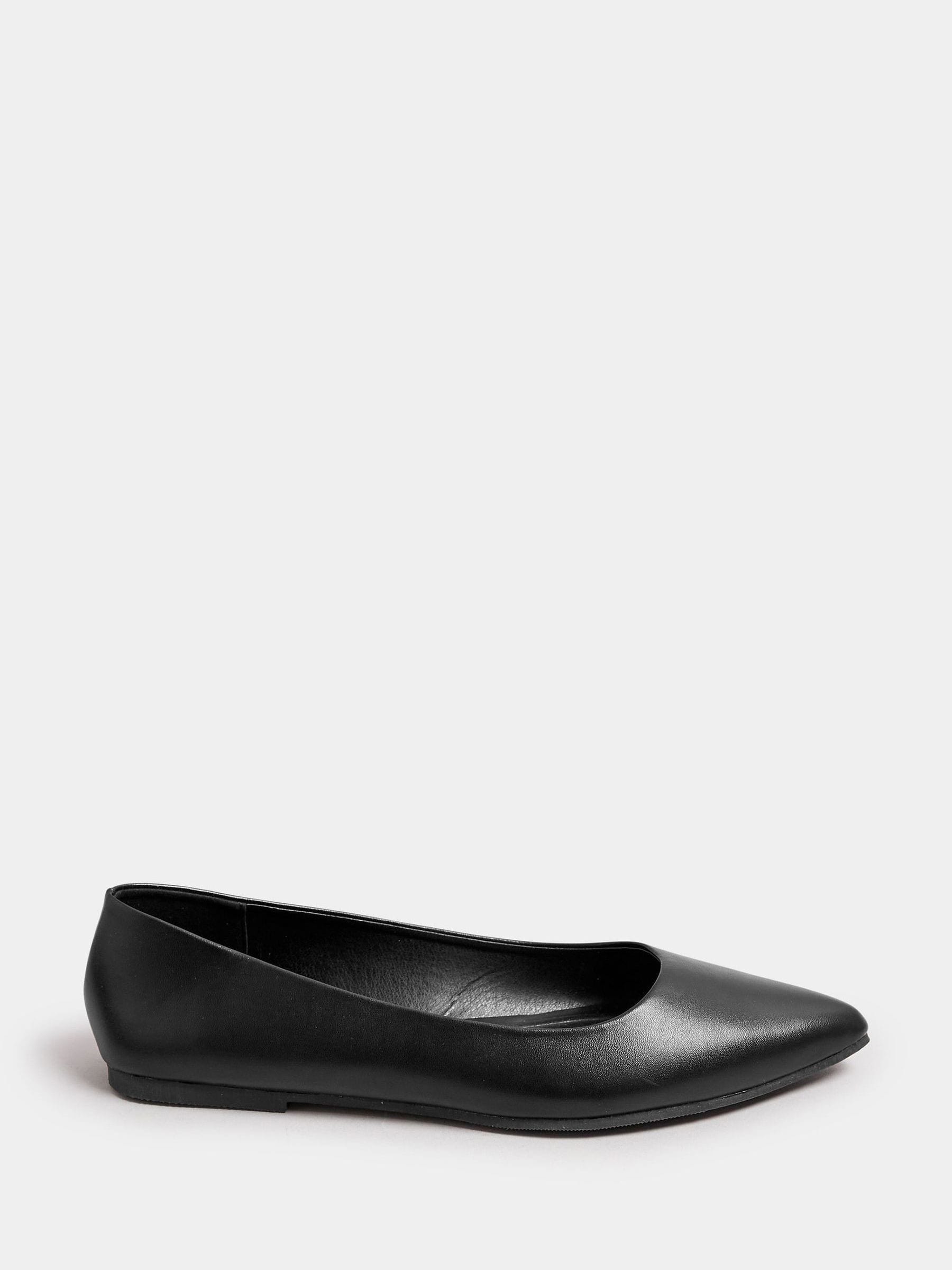 Zwart - Yours Curve Wide Fit Flat Point Pumps