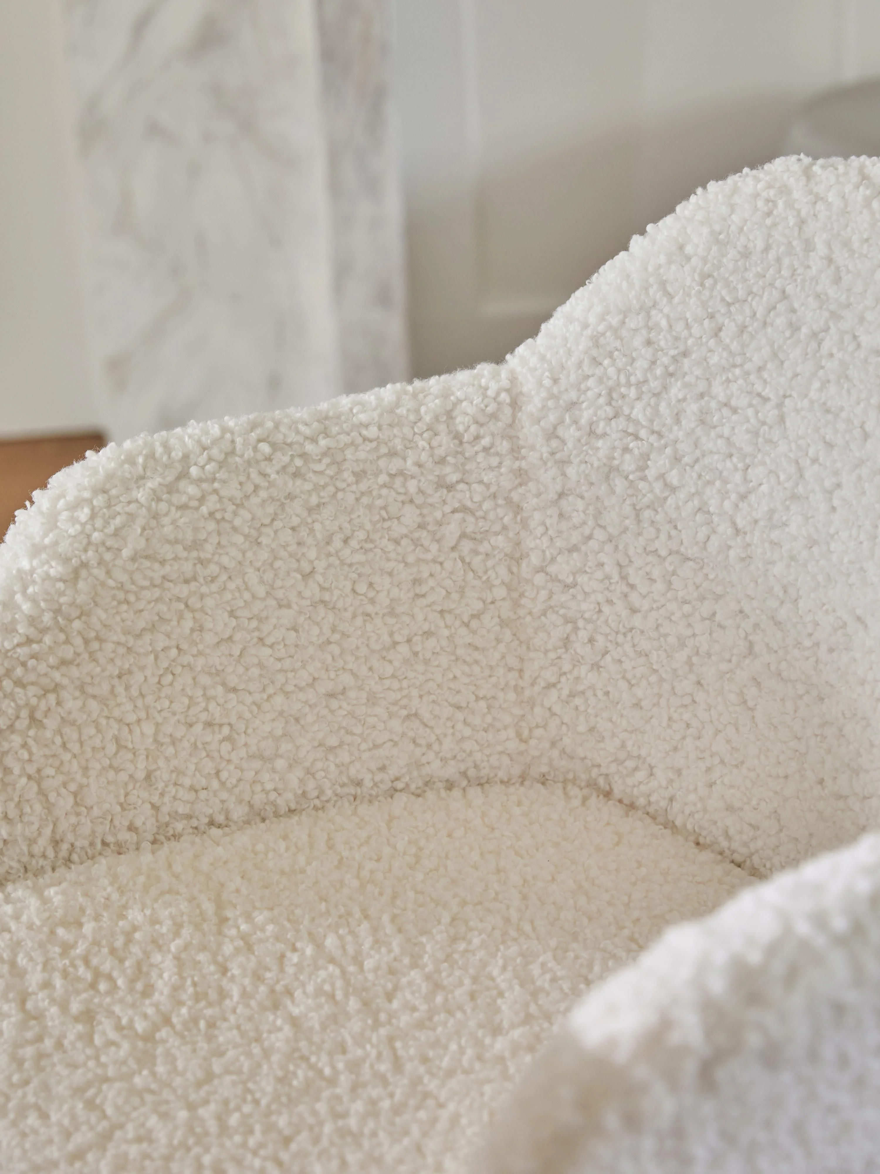 Teddy fauteuil Fiji met smalle zitvlak