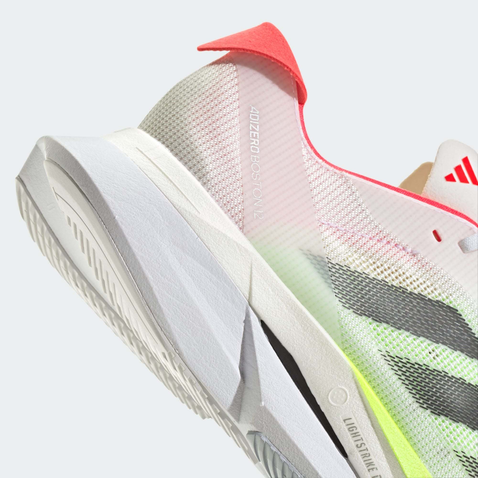 Adizero Boston 12 Dame Cloud White/Core Black/Lucid Red