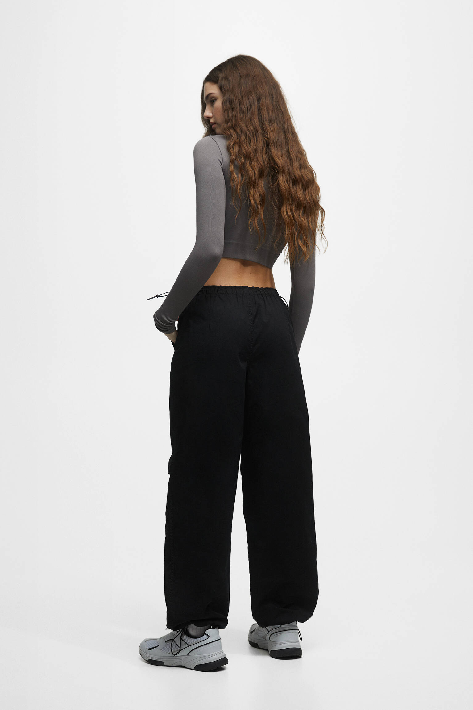 Calça Parachute com Cintura Ajustável - Preta