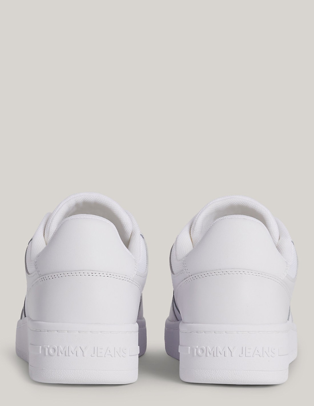 tommy hilfiger Baskets de ville Homme Tjm Retro Basket Ess Cuir Blanc