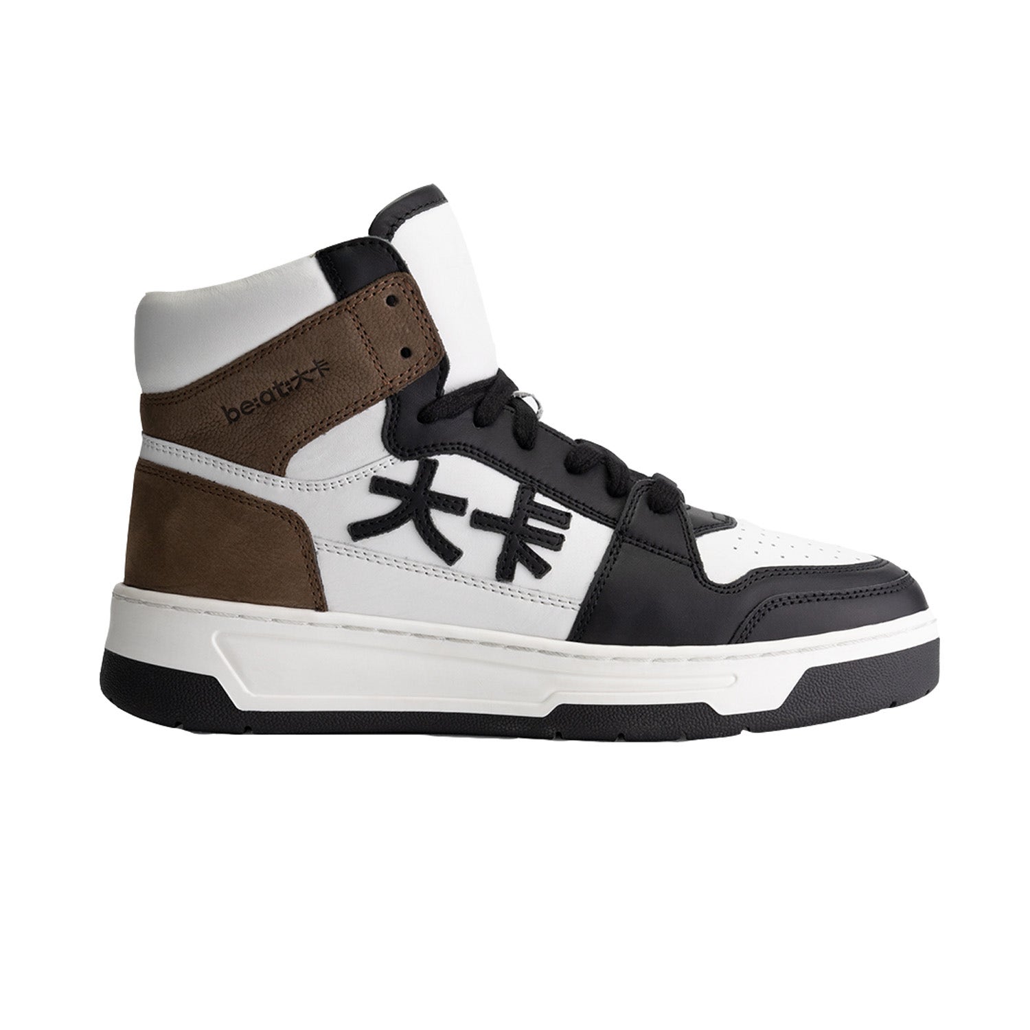 be:at:  Kobe Sneaker