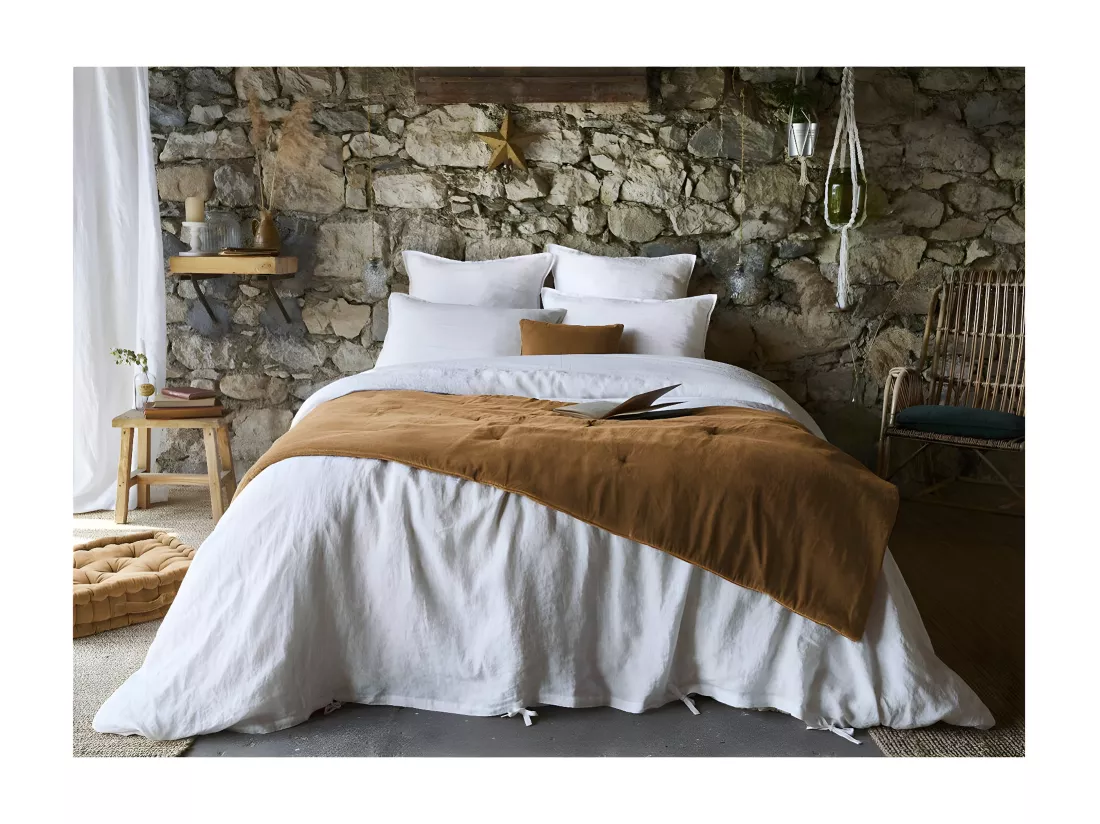 HARRIS - Chemin de Lit 90x200cm Velours de Coton Coloris Camel