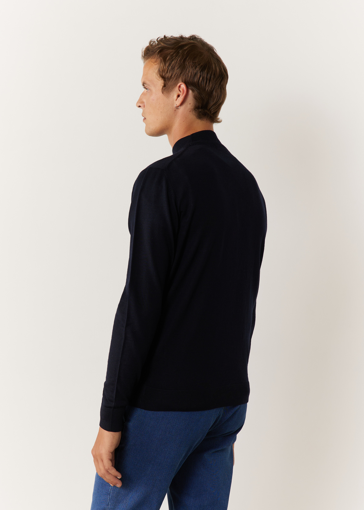 Pull col cheminée en laine Mérinos mélangée unie bleu marine