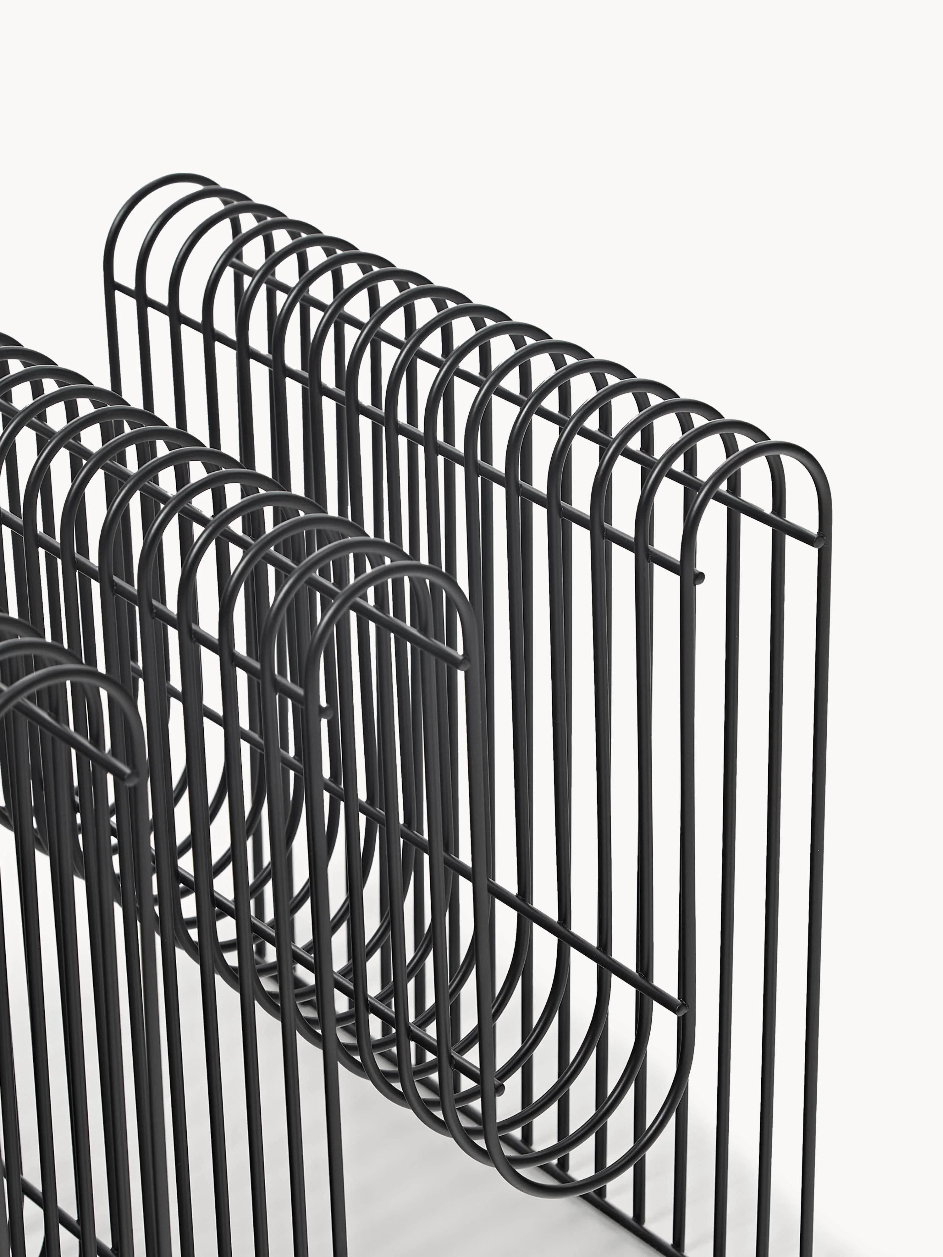 Metalen tijdschriftenhouder Curva