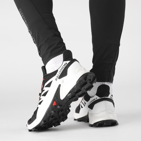 Chaussure trail SALOMON SUPERCROSS 4 BLACK/WHITE/FIERY RED