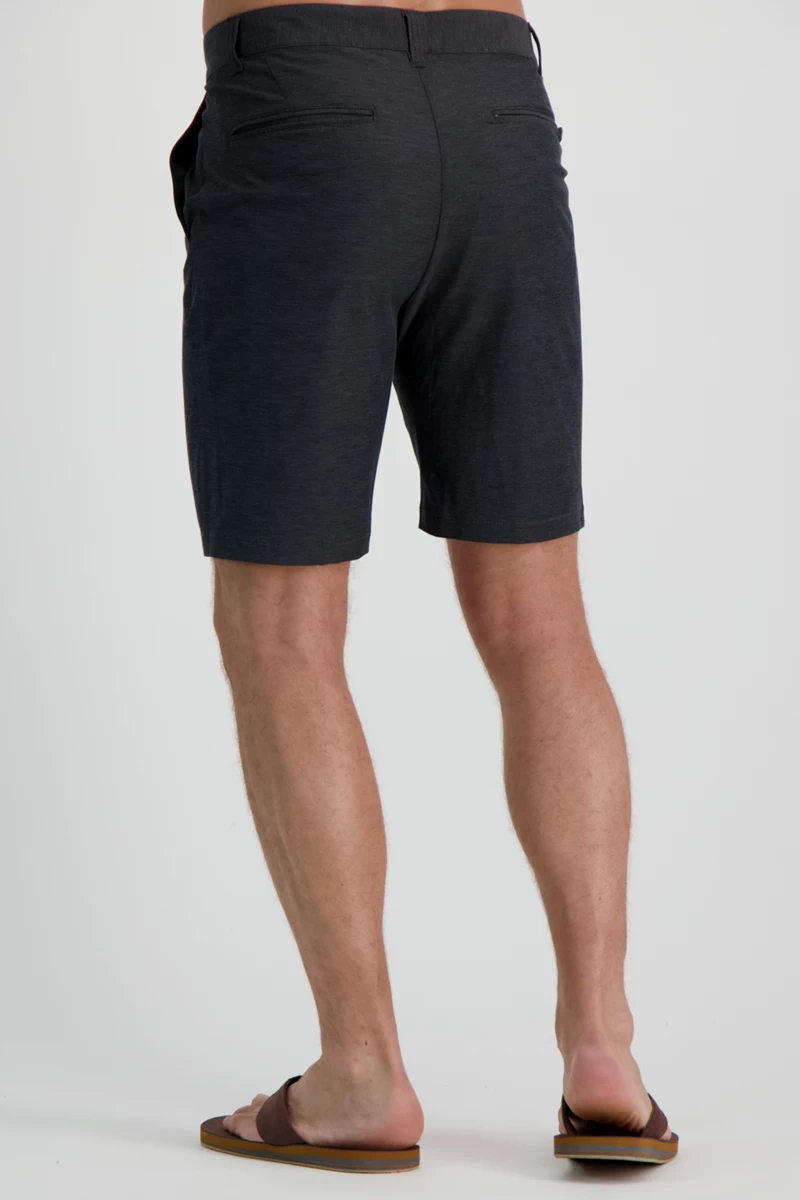 BEACH MOUNTAIN Herren Short