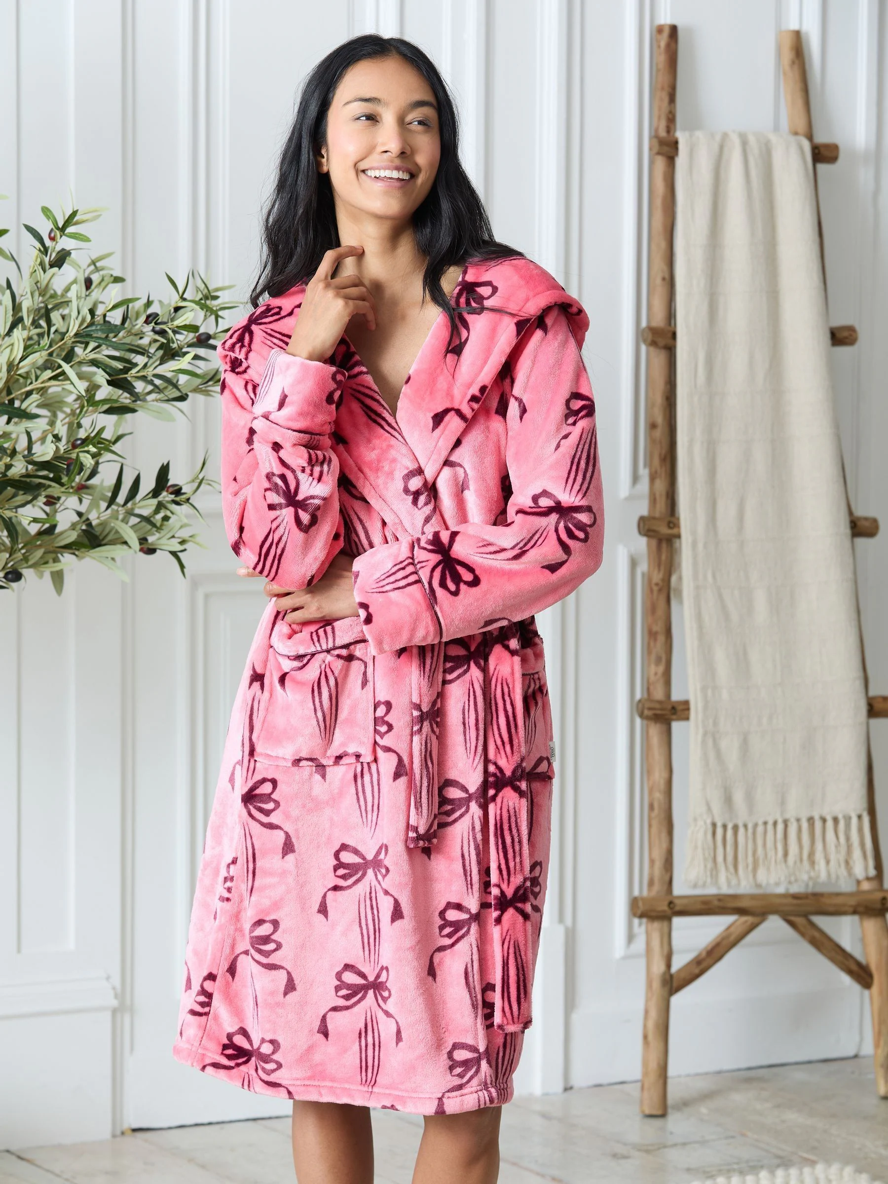 Chelsea Peers Fleece Bow Print Dressing Gown