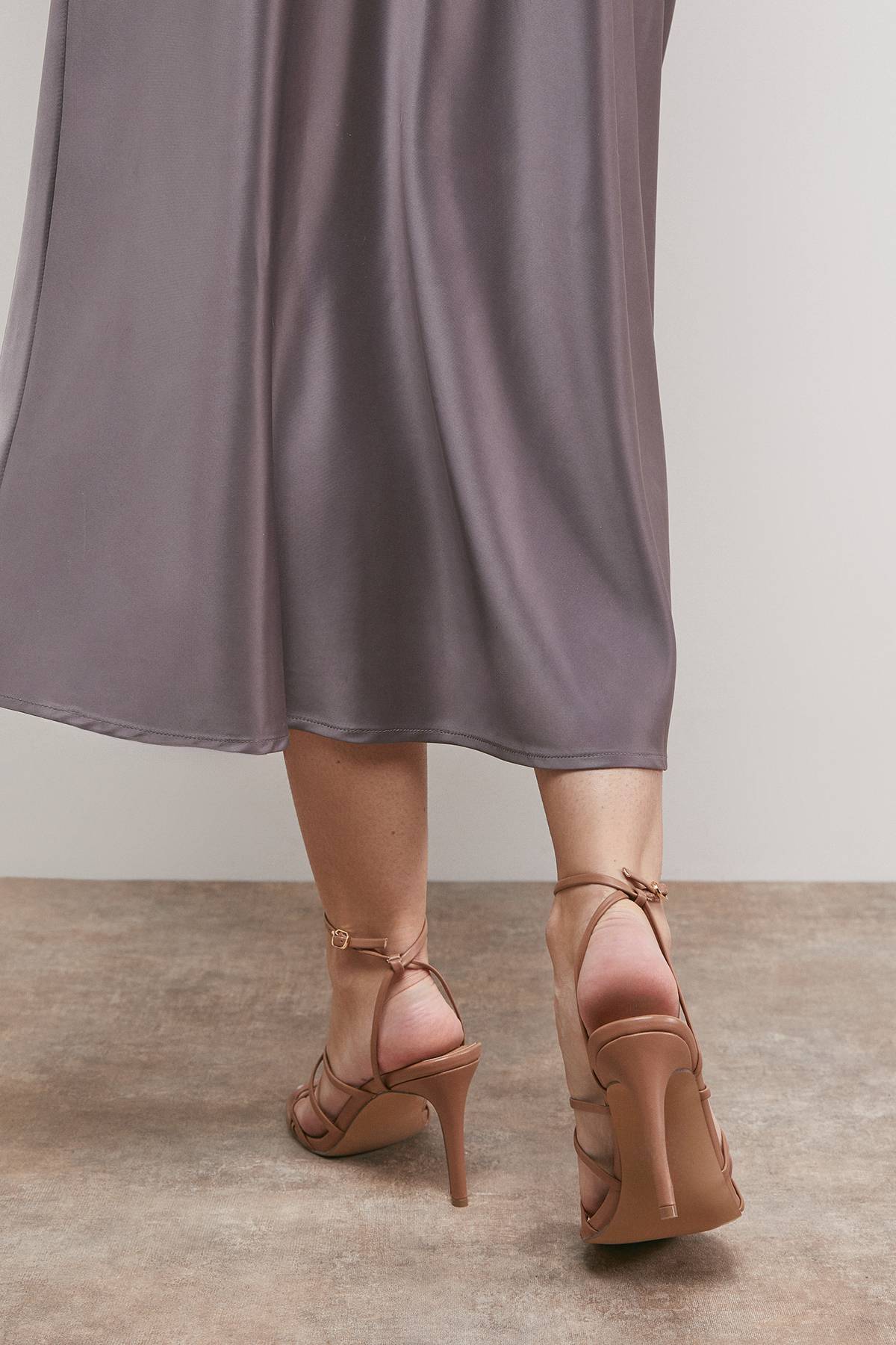 Oasis Sandales à Talons Aiguilles Hauts Dyani en synthétiquecuir Multi-Sangles