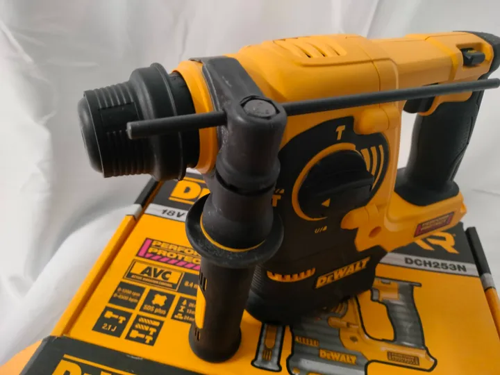 [OUTLET] - DeWALT DCH253N-XJ - Roterende hammer - ledningfri - 3 tilstande - SDS-plus - 2.1 Joule - intet batteri - 18 V - SOLO