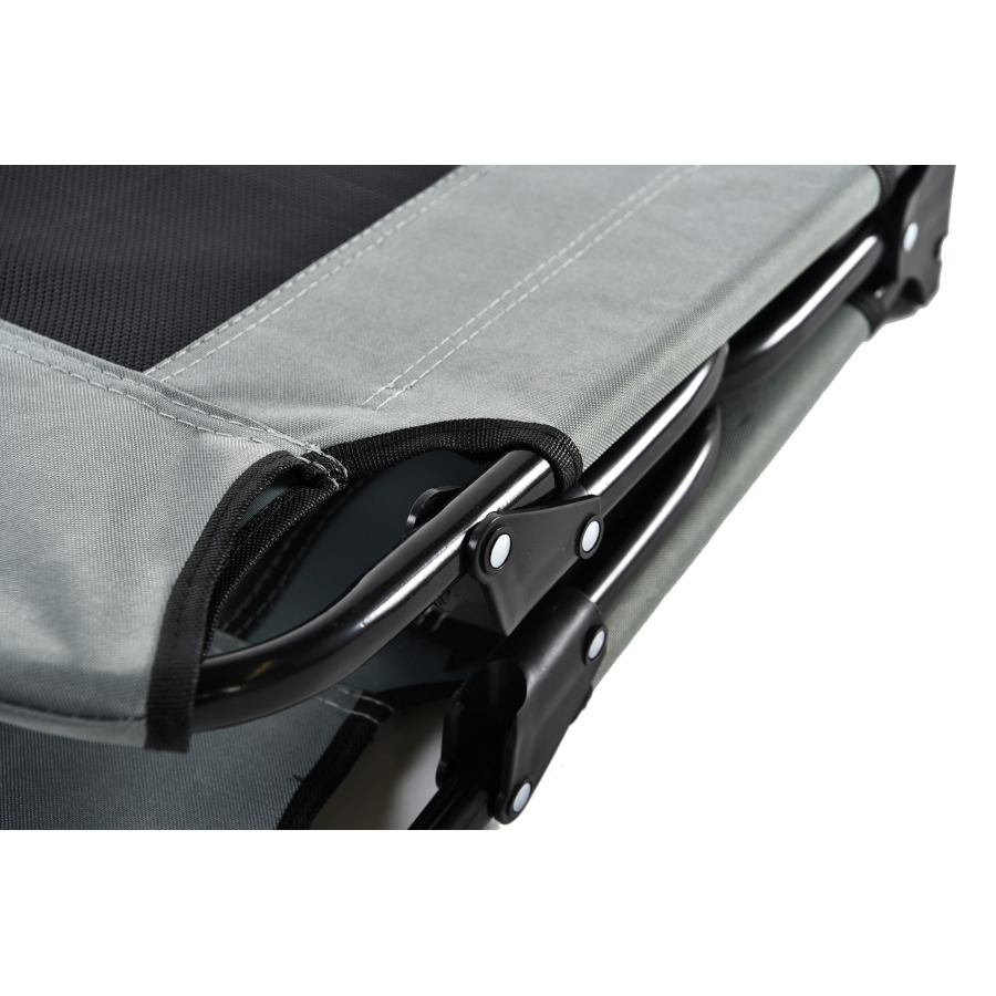 Cama dobrável elevada para cães da Outech