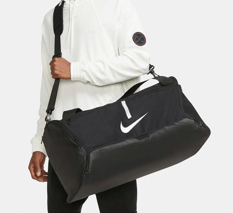 Nike Academy Team SporttasBlack/Black/White - Maat MISC