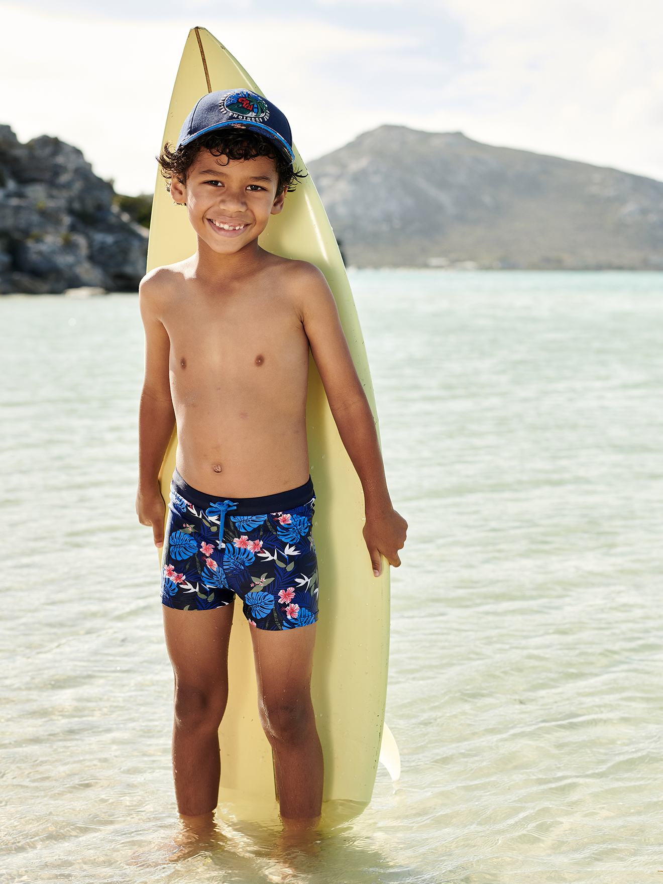 Conjunto de chapéu com estampa tropical para meninos + calção de banho boxer com estampa tropical para meninos