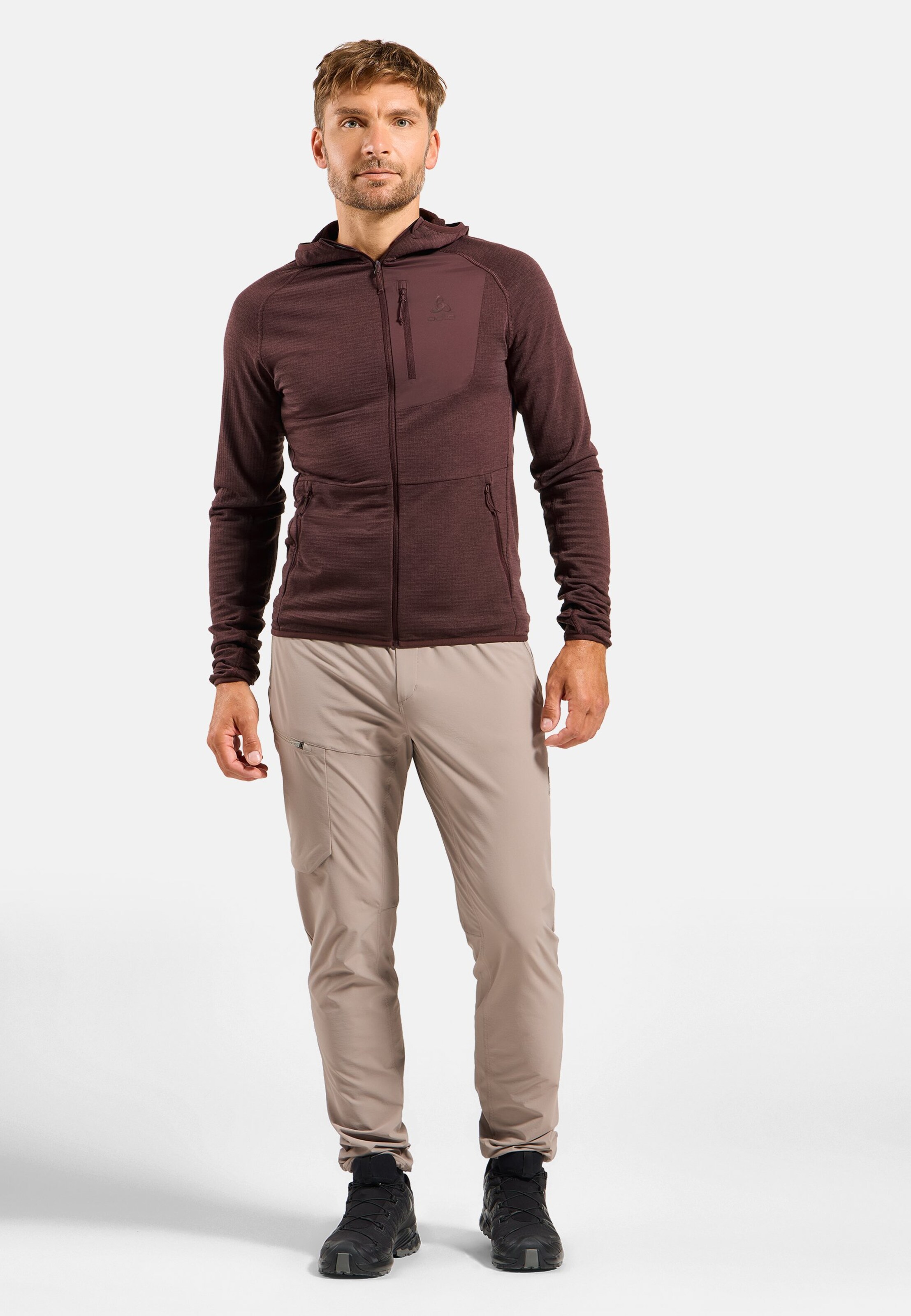 Ascent Mid Layer mit Kapuze und Reissverschluss in fudge
