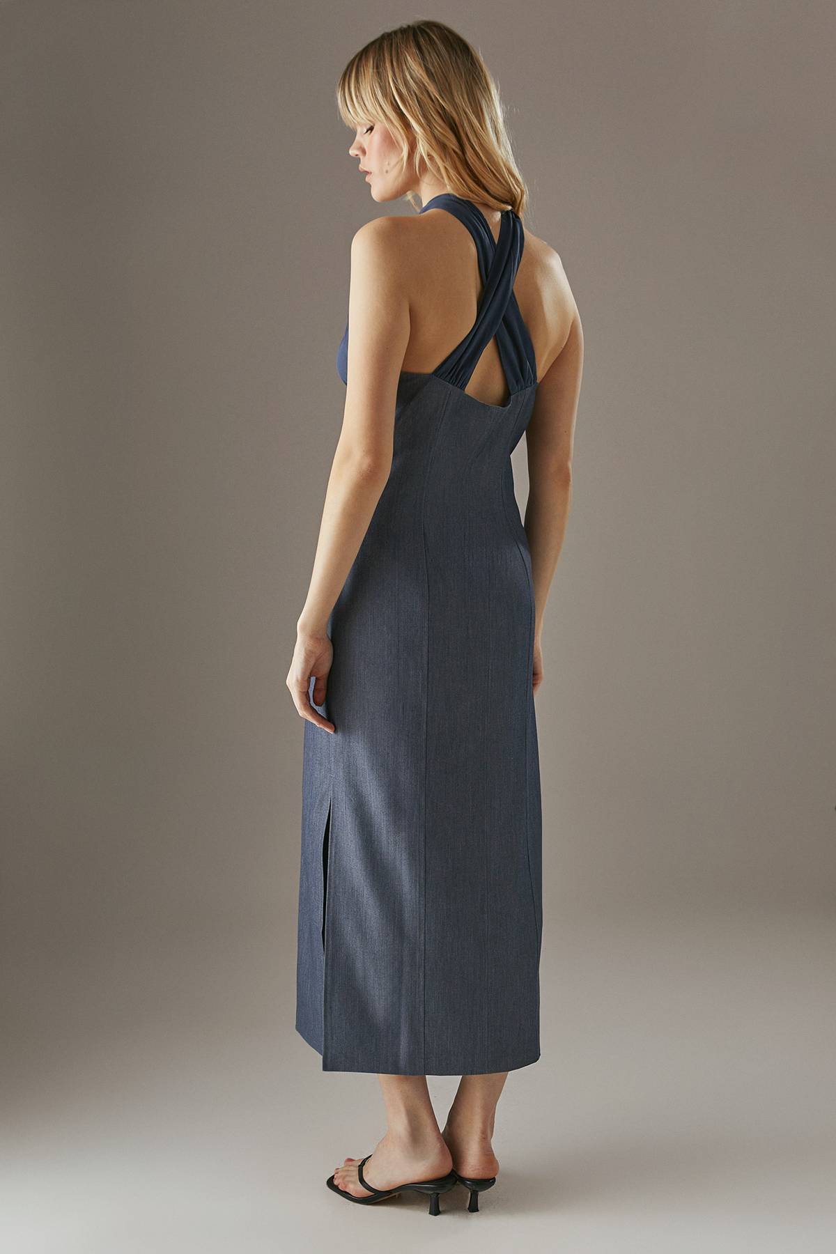 Warehouse Robe Midi Croisée Devant en Georgette et Tissu Chiné