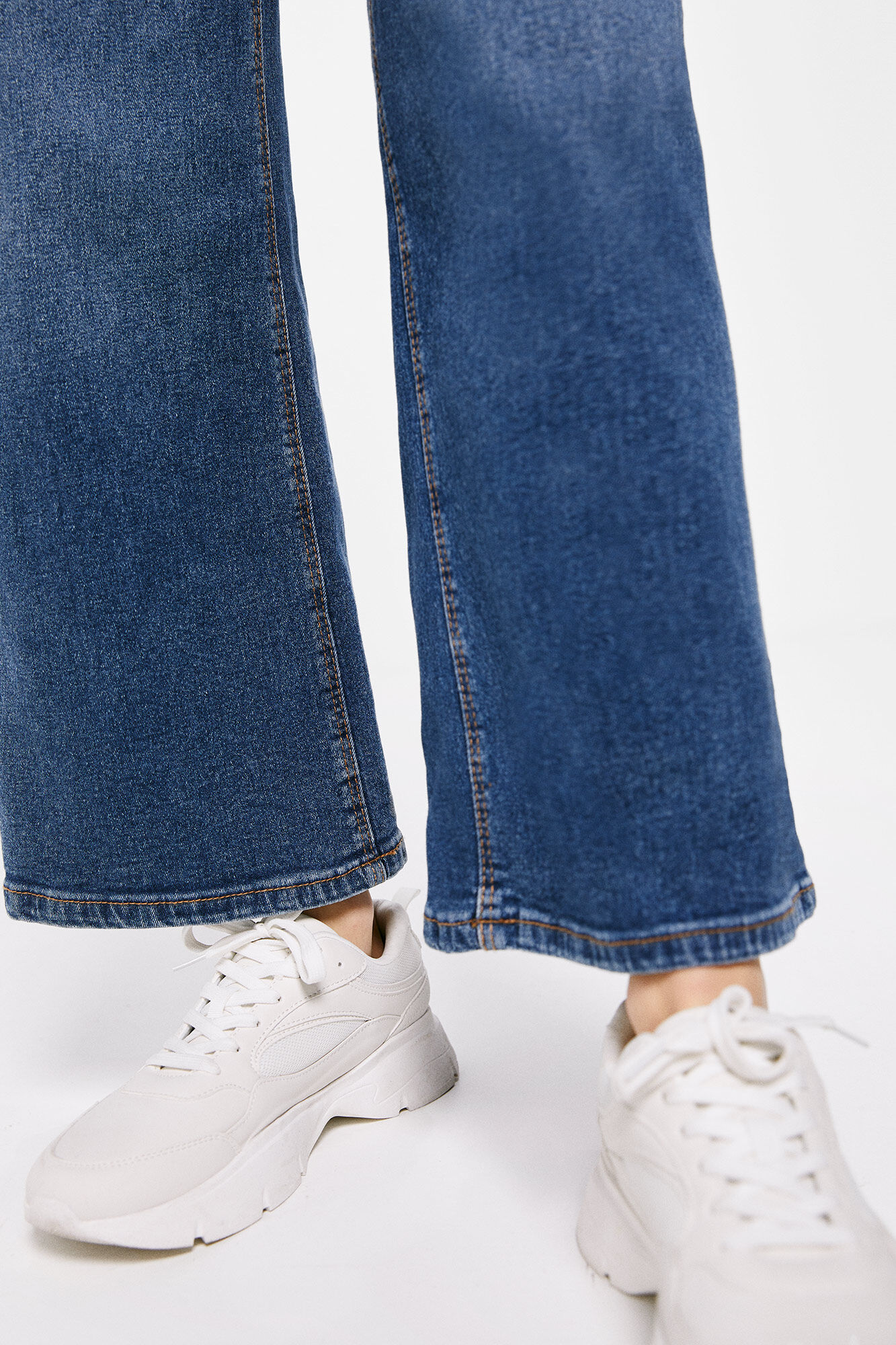 Calça jeans culote com lavagem sustentável - Azul médio