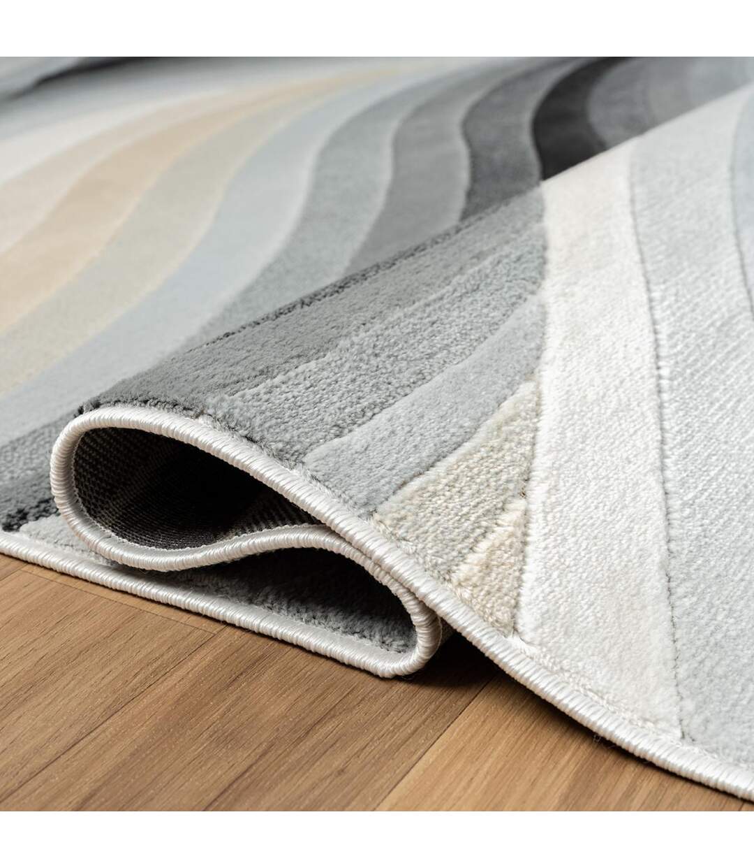 Tapis moderne SOLGA C en polypropylène doux et soyeux OEKO TEX