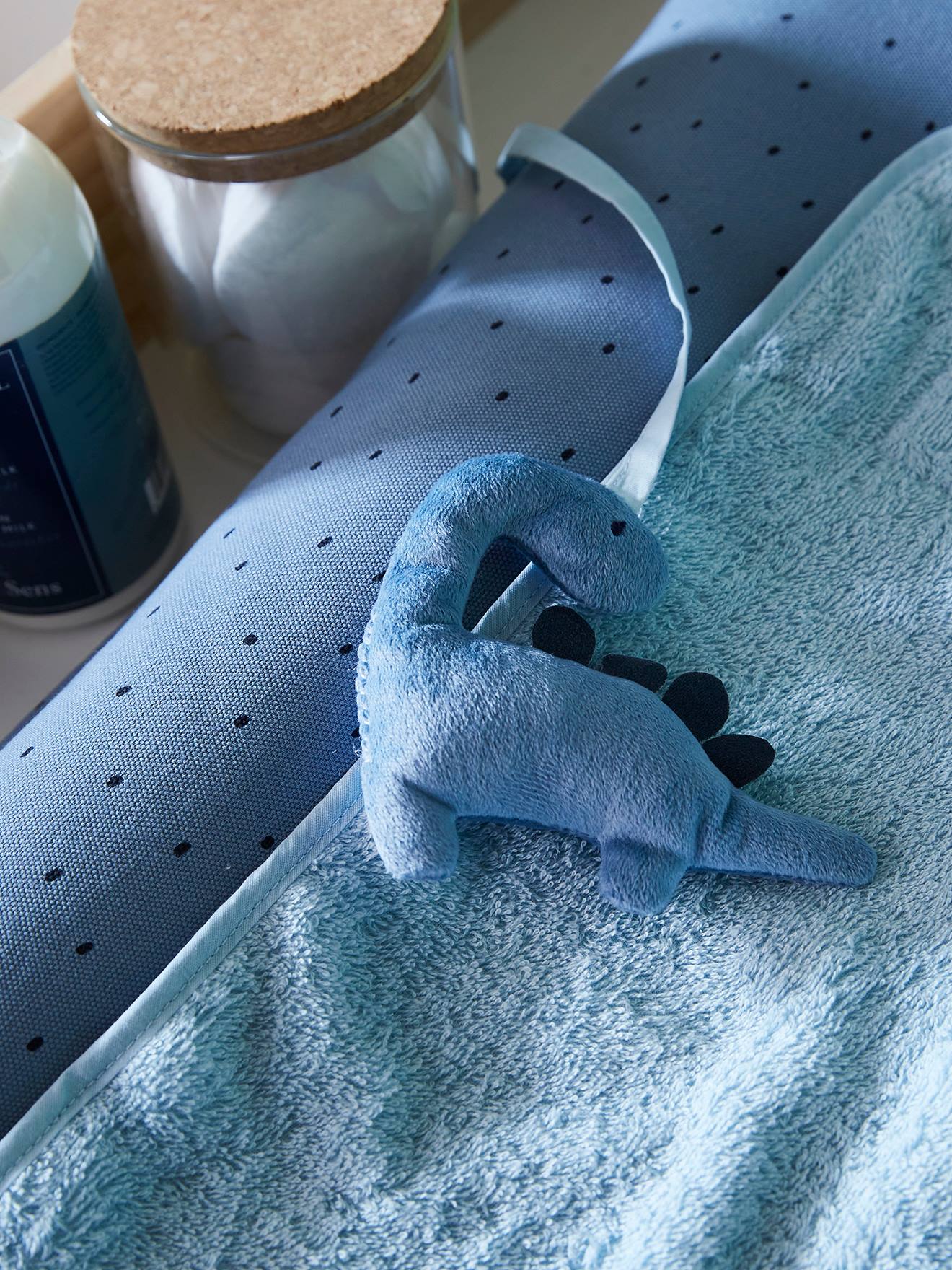 Trocador personalizável com estampa de dinossauro azul escuro pequeno