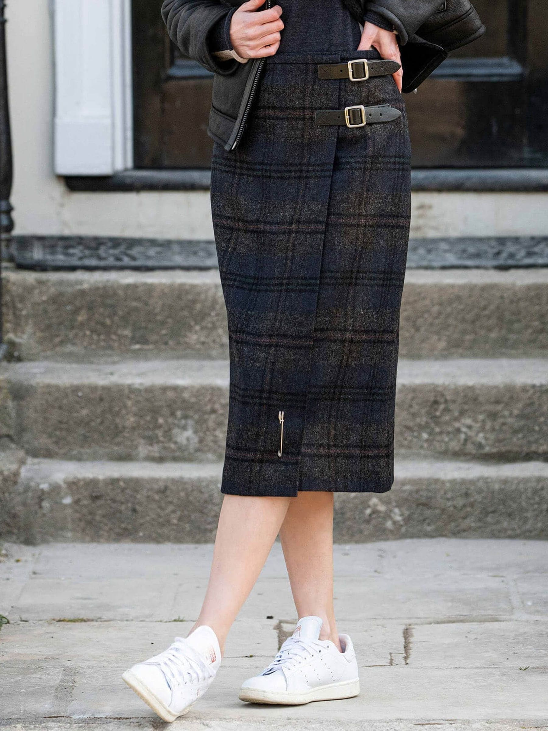 Celtic & Co Blue Midi Celt Kilt Skirt