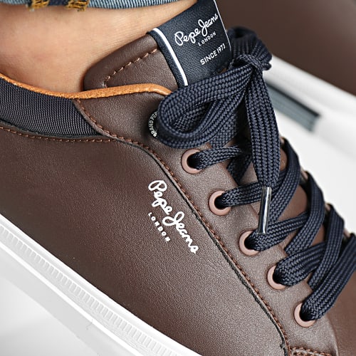 Baskets Kenton Court PMS30839 Brown
