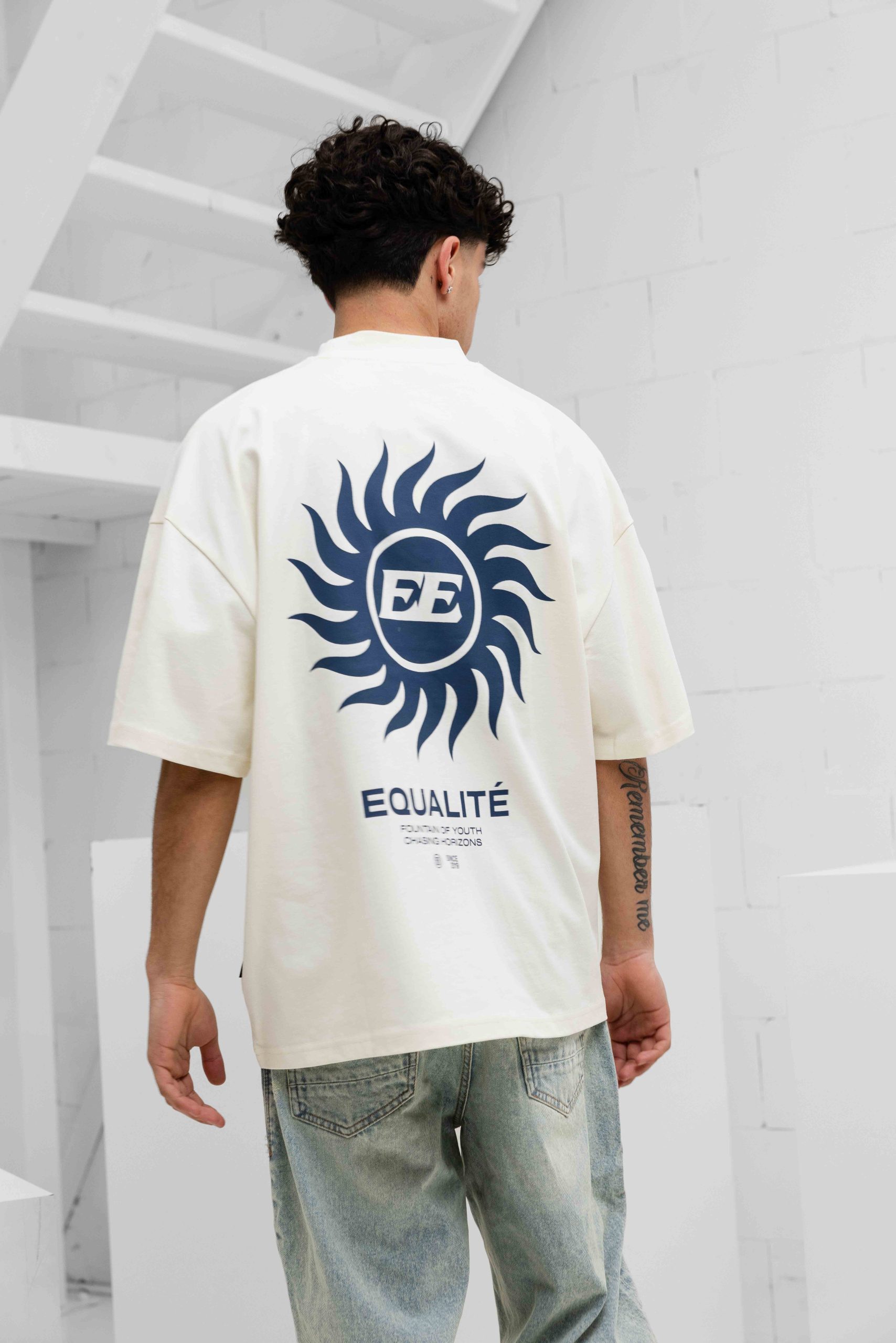 Equalité Sunny Boxy T-Shirt Heren Gebroken Wit/Donkerblauw