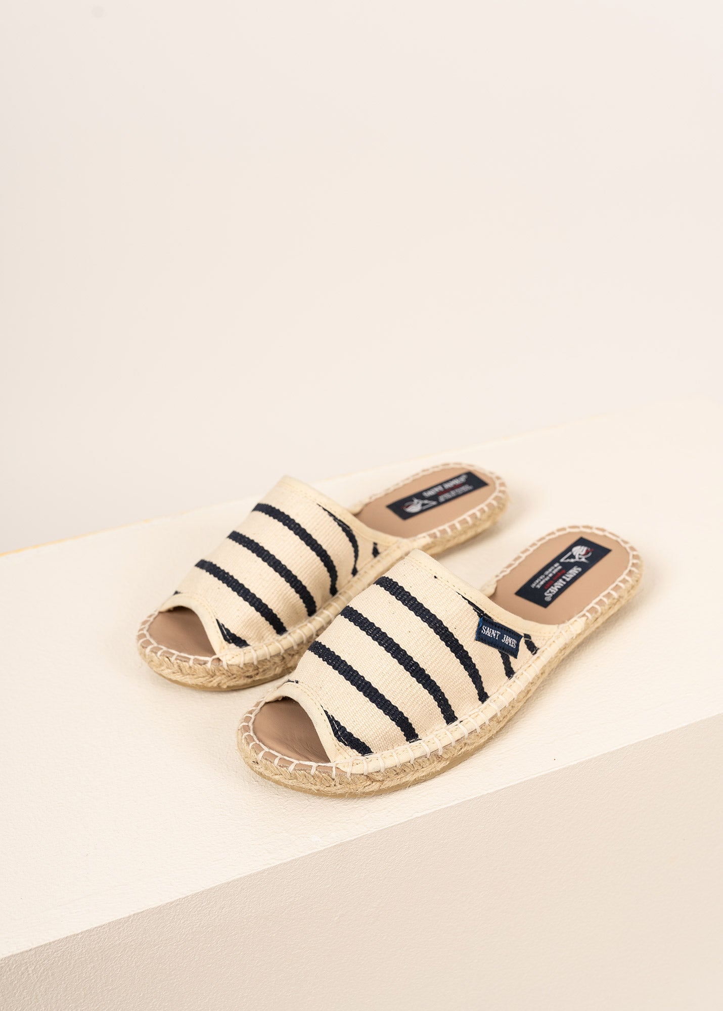 Espadrilles mules