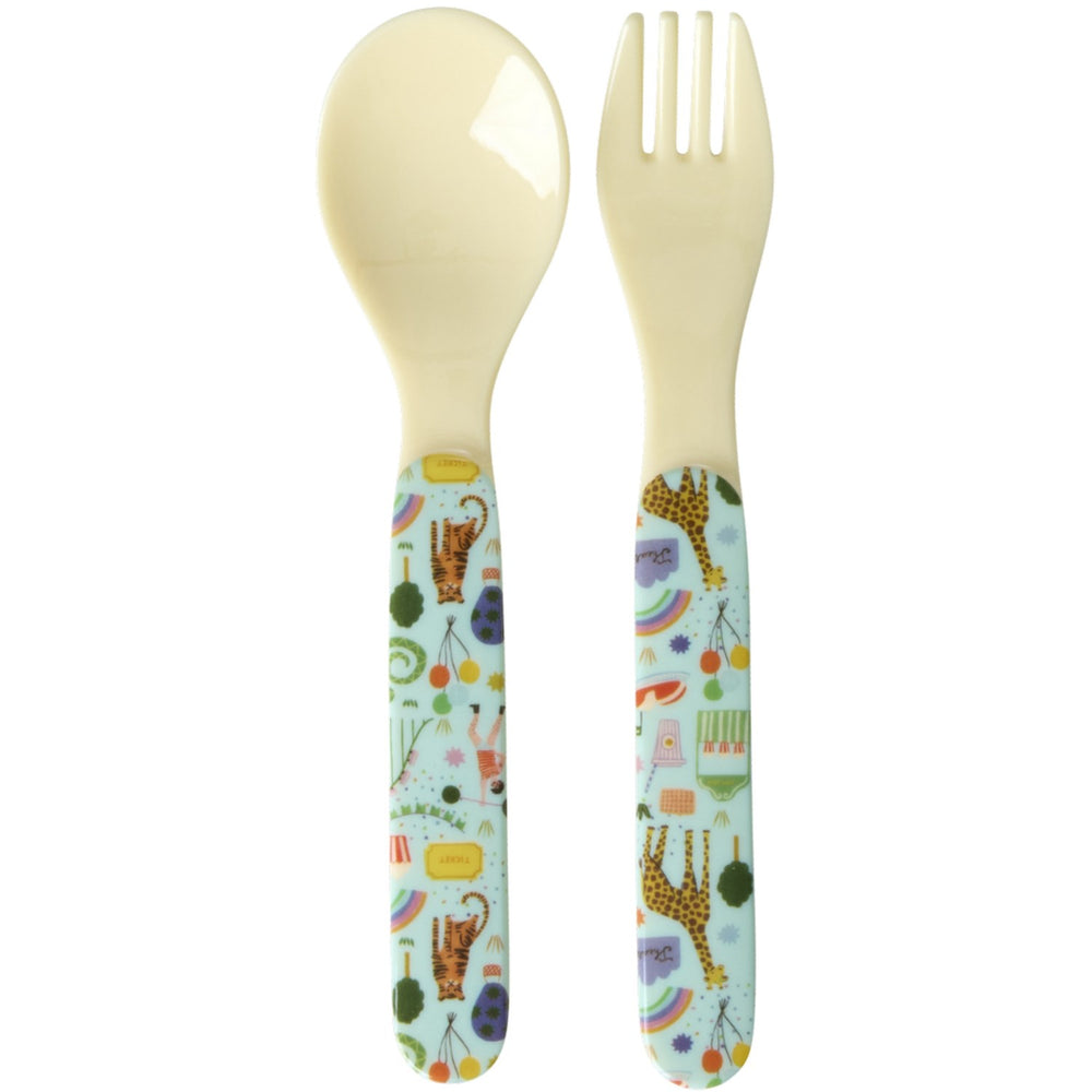 Køb Rice Mint Fun Fair Print Baby Melamine Ske og Gaffel