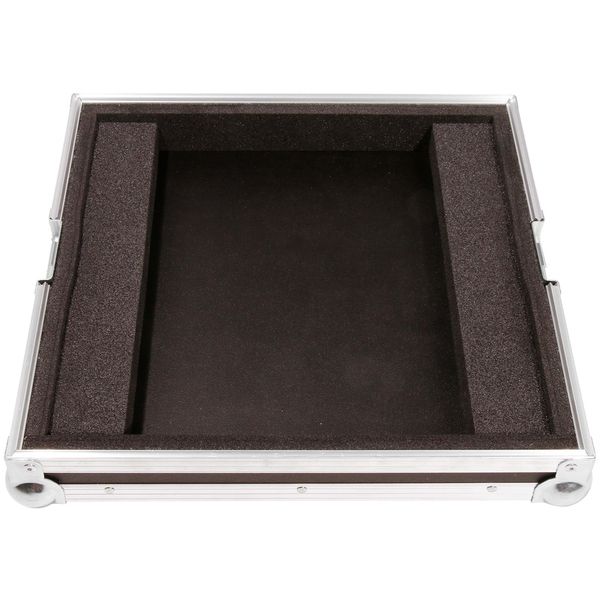 Thon Soundcraft Signature 12 PB