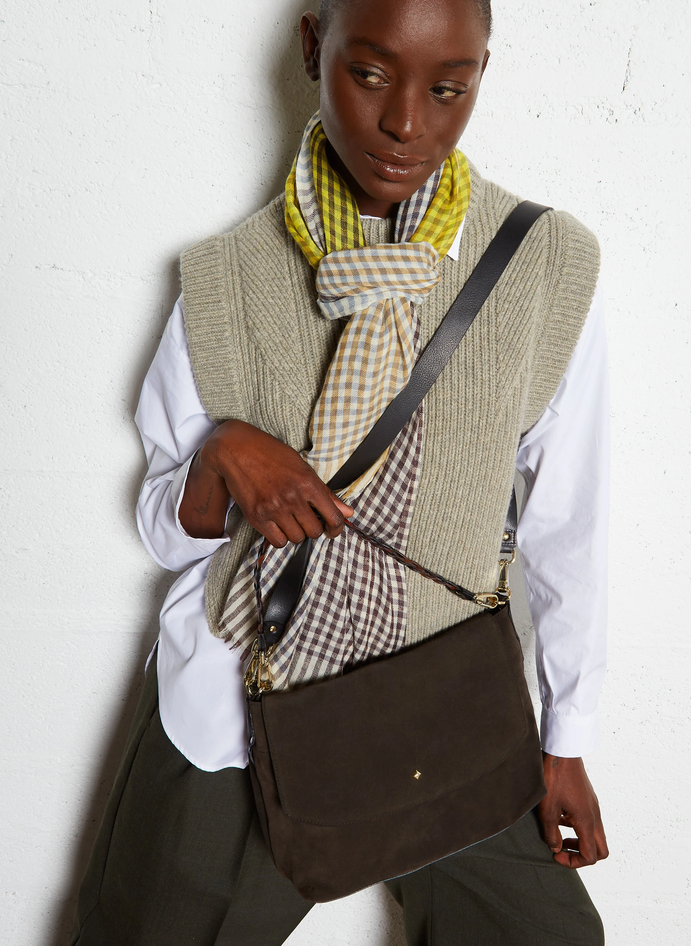 LE NEW BENSON - Sac bandoulière en cuir velours | Noir