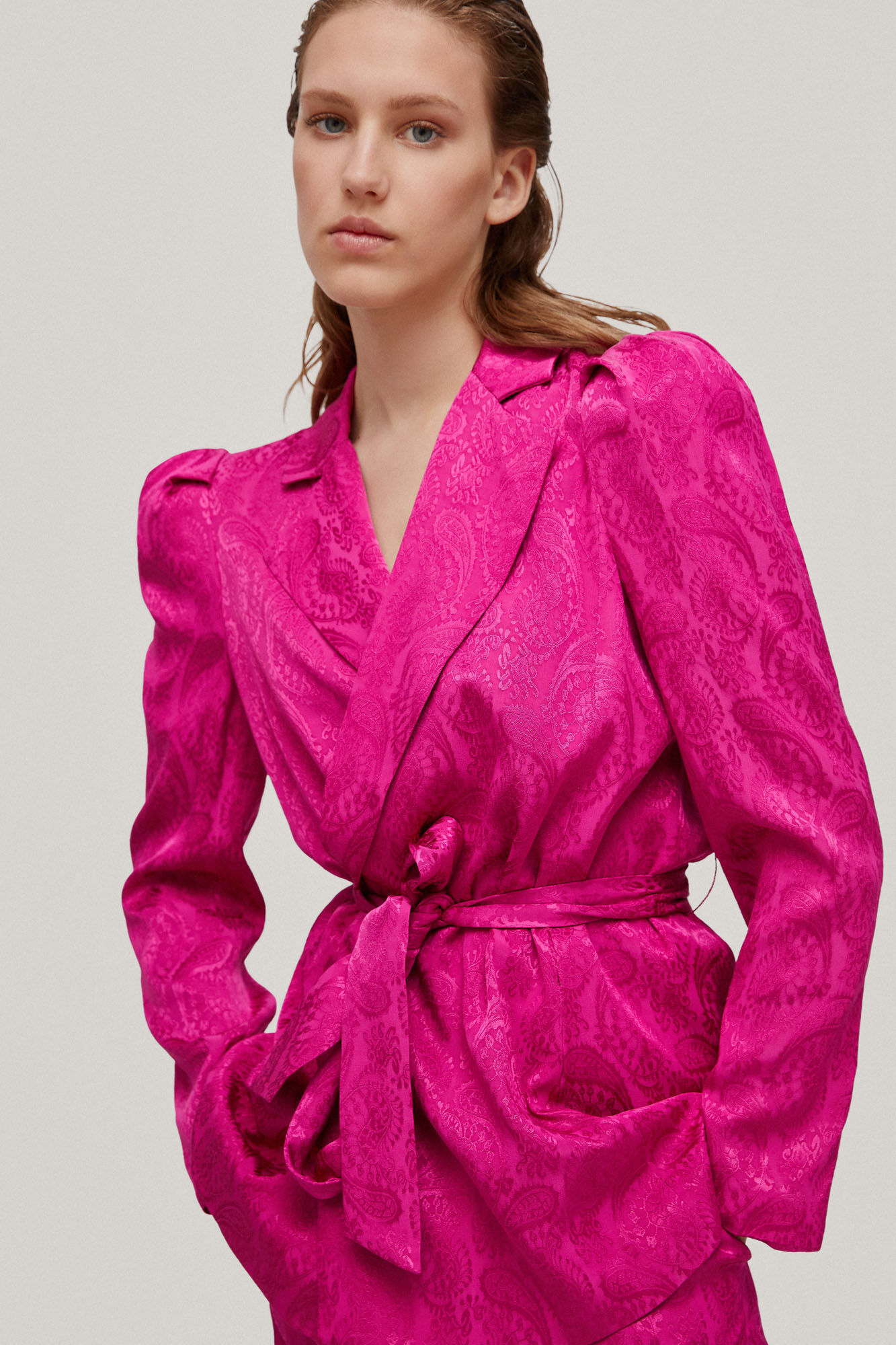 Blazer jacquard com mangas bufantes - Rosa