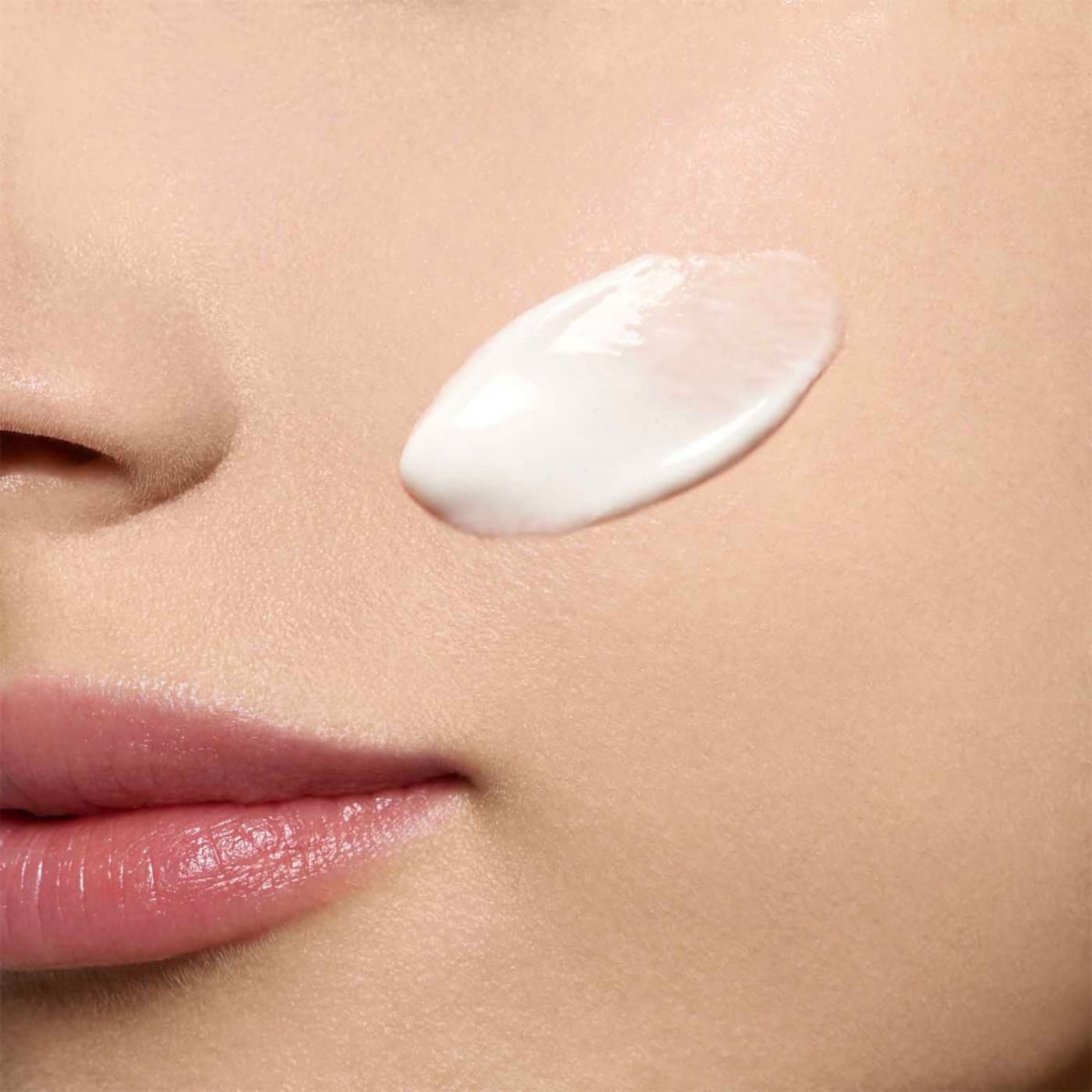 CLARINS Bright Plus Emulsion Hydratante Anti-taches