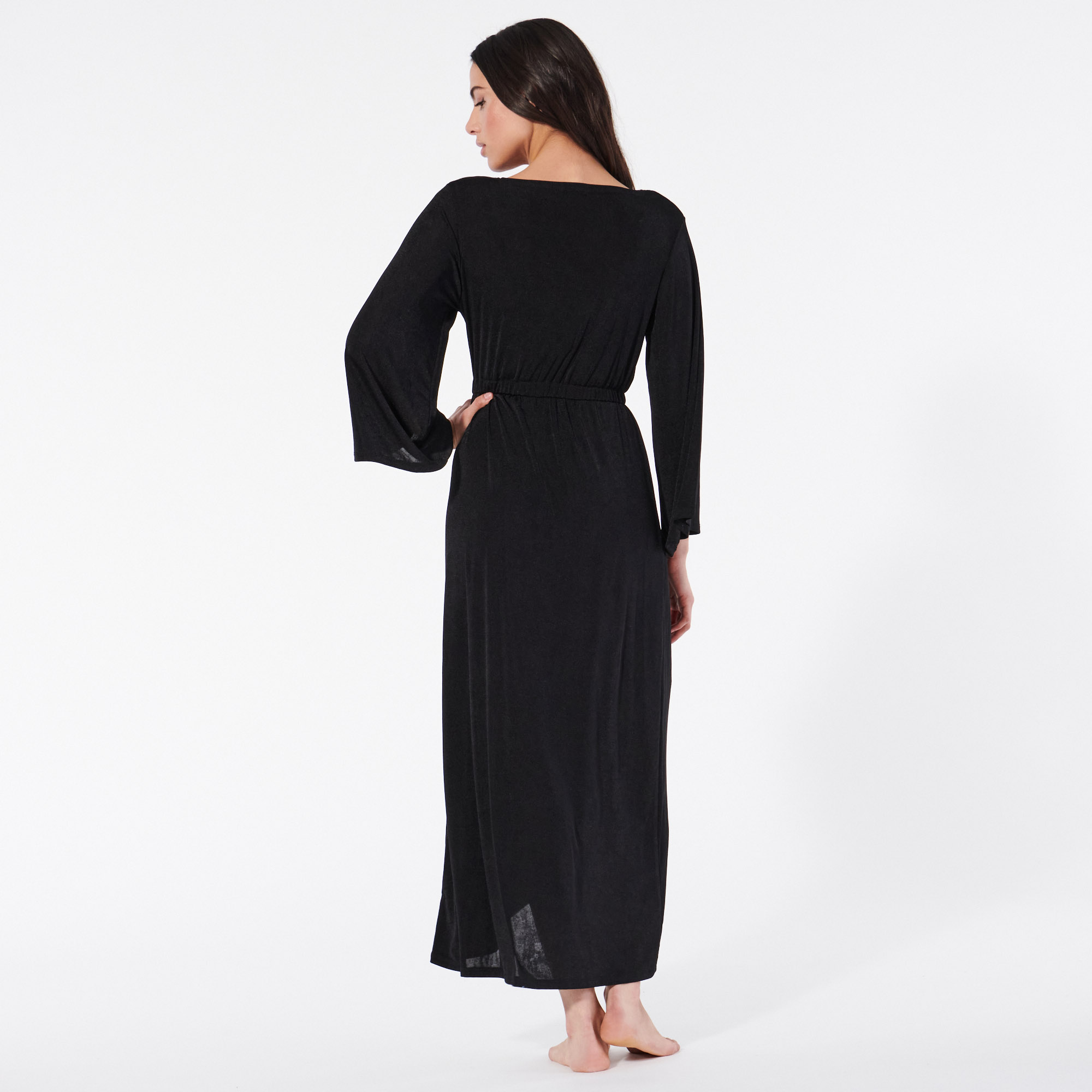 Robe longue en satin