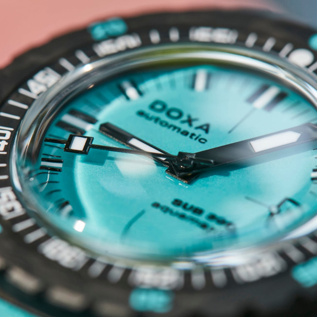 Doxa SUB 300 Carbon Aquarmarine