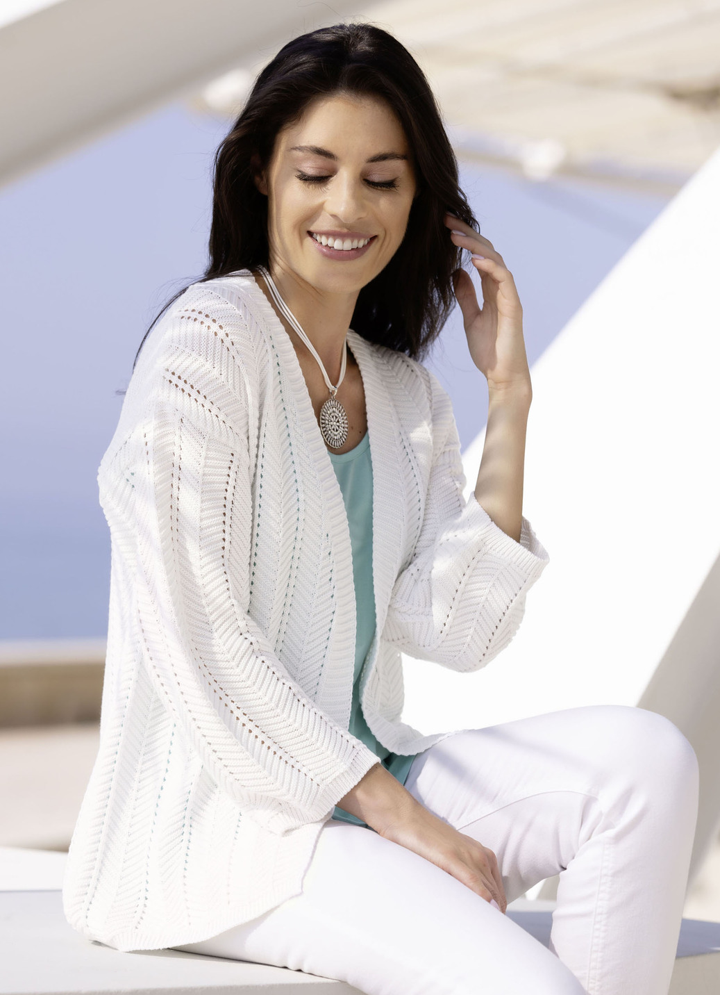 Strickjacke mit Ajourdessin