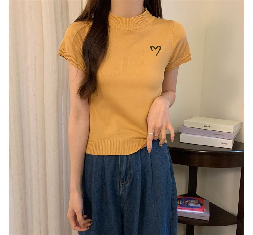 Allinya - T-shirt met korte mouwen en geborduurd hart