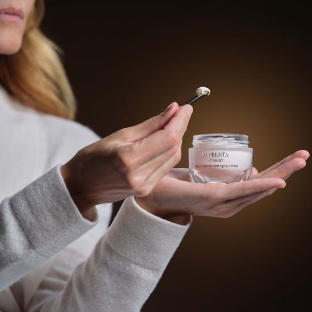 Supremÿa La Nuit Le grand baume anti-âge SISLEY