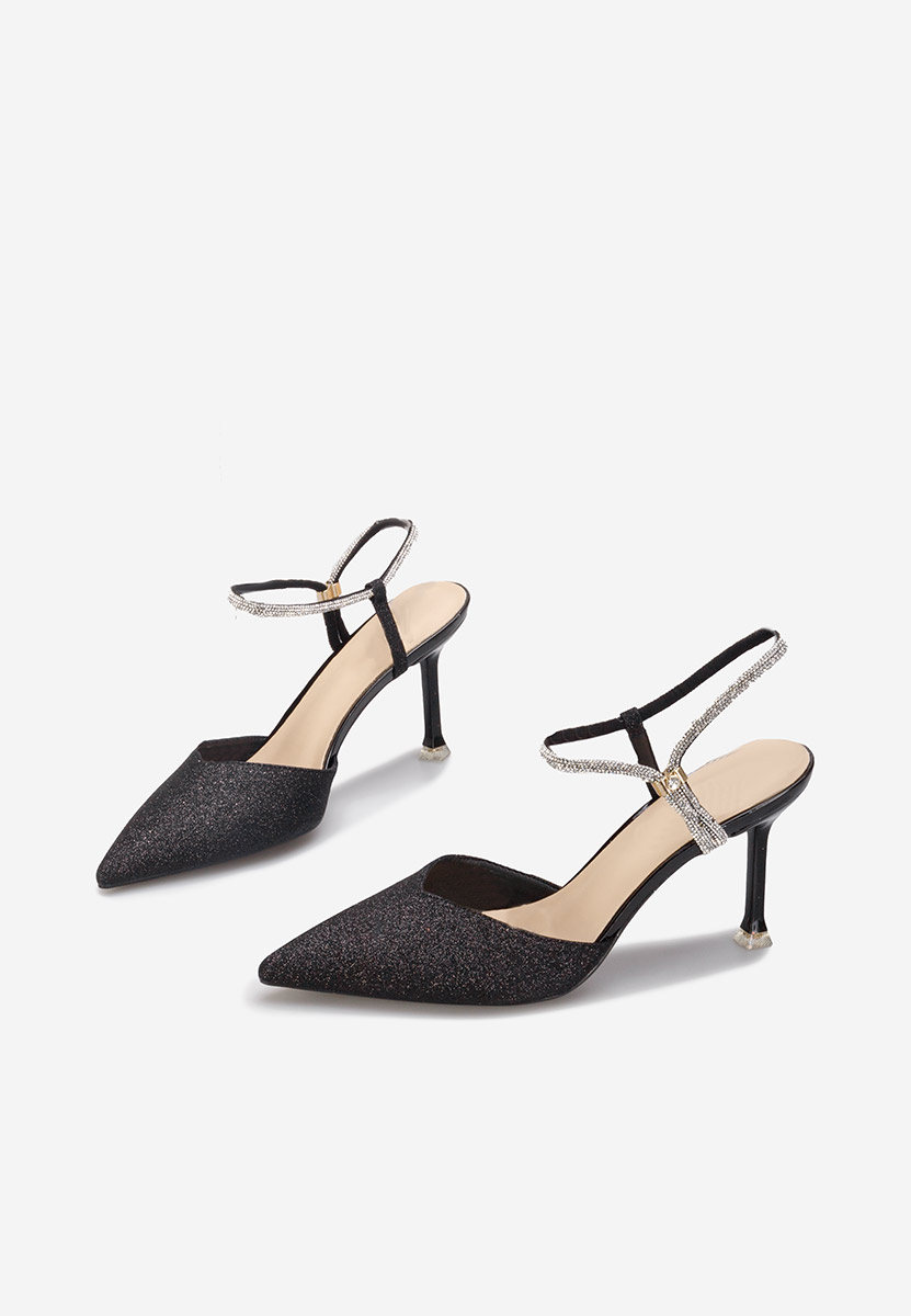 Chaussures à talon fin noirs Amaria