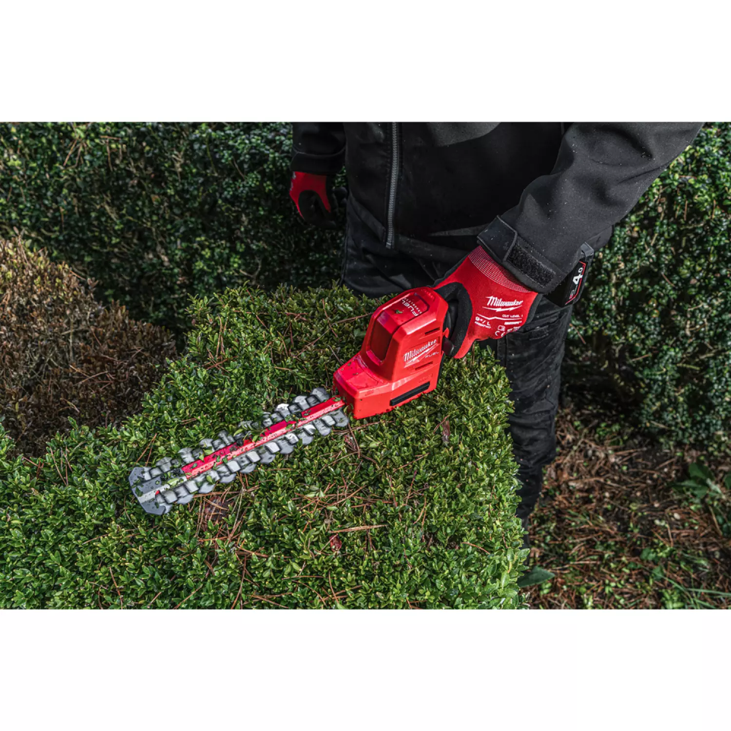 Milwaukee M12 FHT20-0 M12 FUEL™ 12V Li-Ion accu heggenschaar body - 200 mm - koolborstelloos