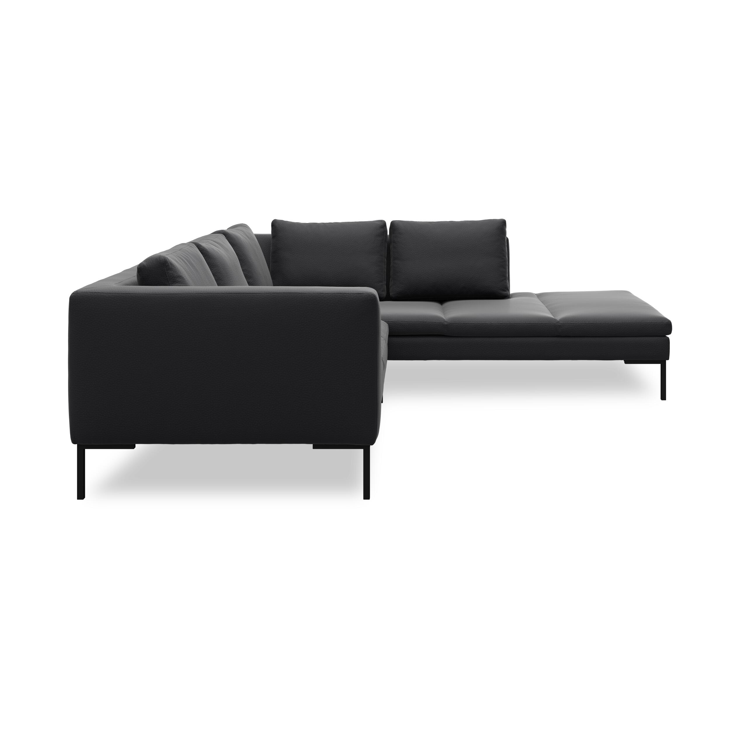 Nordskov højrevendt hjørnesofa med pufafslutning