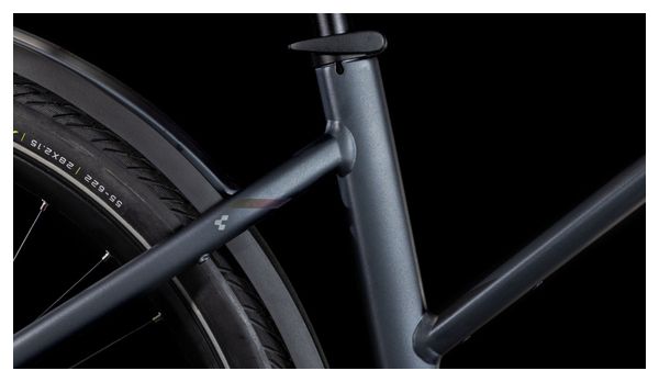 VTC Électrique Cube Touring Hybrid Pro 625 Trapeze Shimano Cues 11V 625 Wh 700 mm Gris Metallic 2025