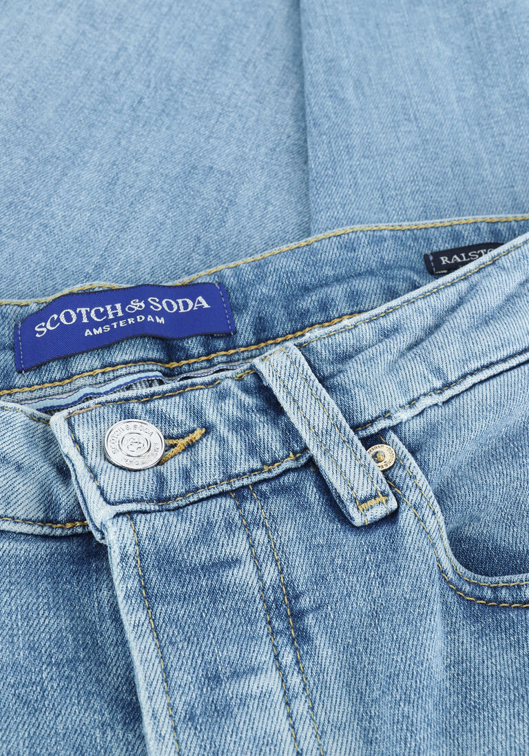 SCOTCH & SODA lichtblauwe scotch & soda slim fit jeans essentials ralston in organic cotton - aqua blue